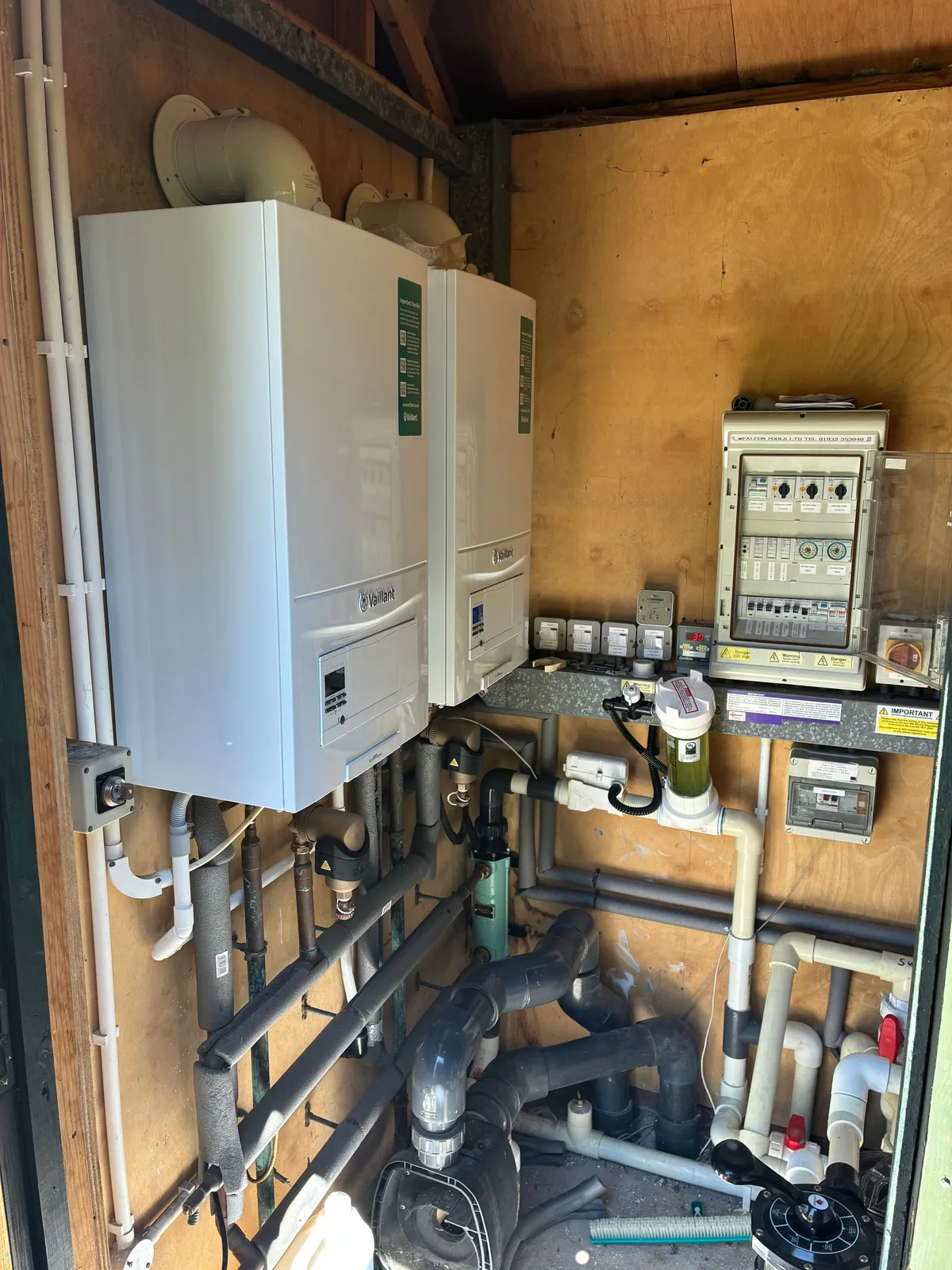 Swimming pool services work by Comfort Heating Wimbledon